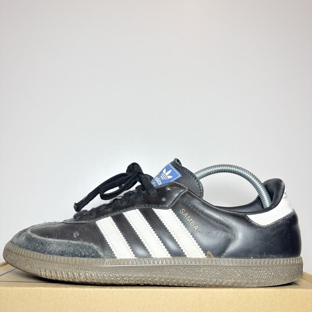 Adidas Mens 8.5 Samba Classic Black White Leather Gum Sole Soccer Shoes Sneakers